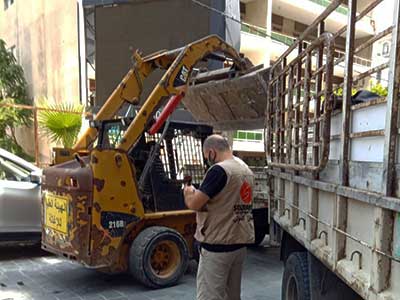 Distribution des kits abris pour reconstruction à Beyrouth